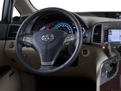 2011 Toyota Venza 4dr Wgn V6 AWD (Natl)