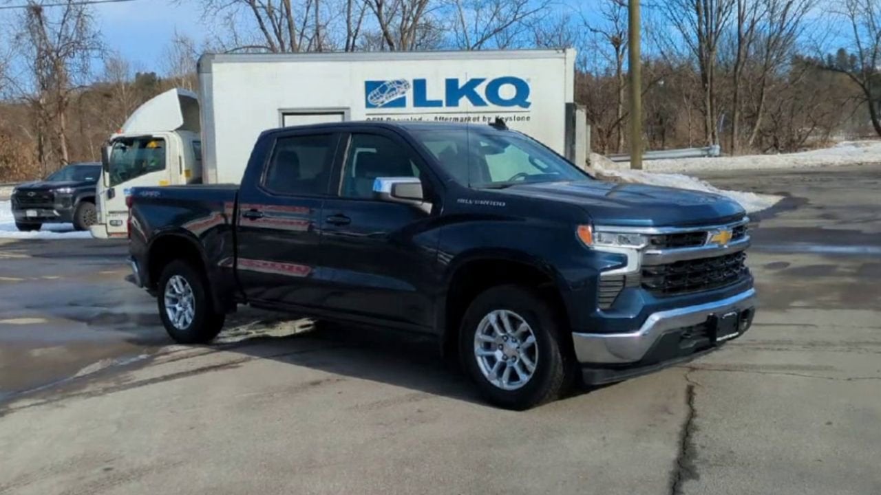 2023 Chevrolet Silverado 1500 LT (2FL)