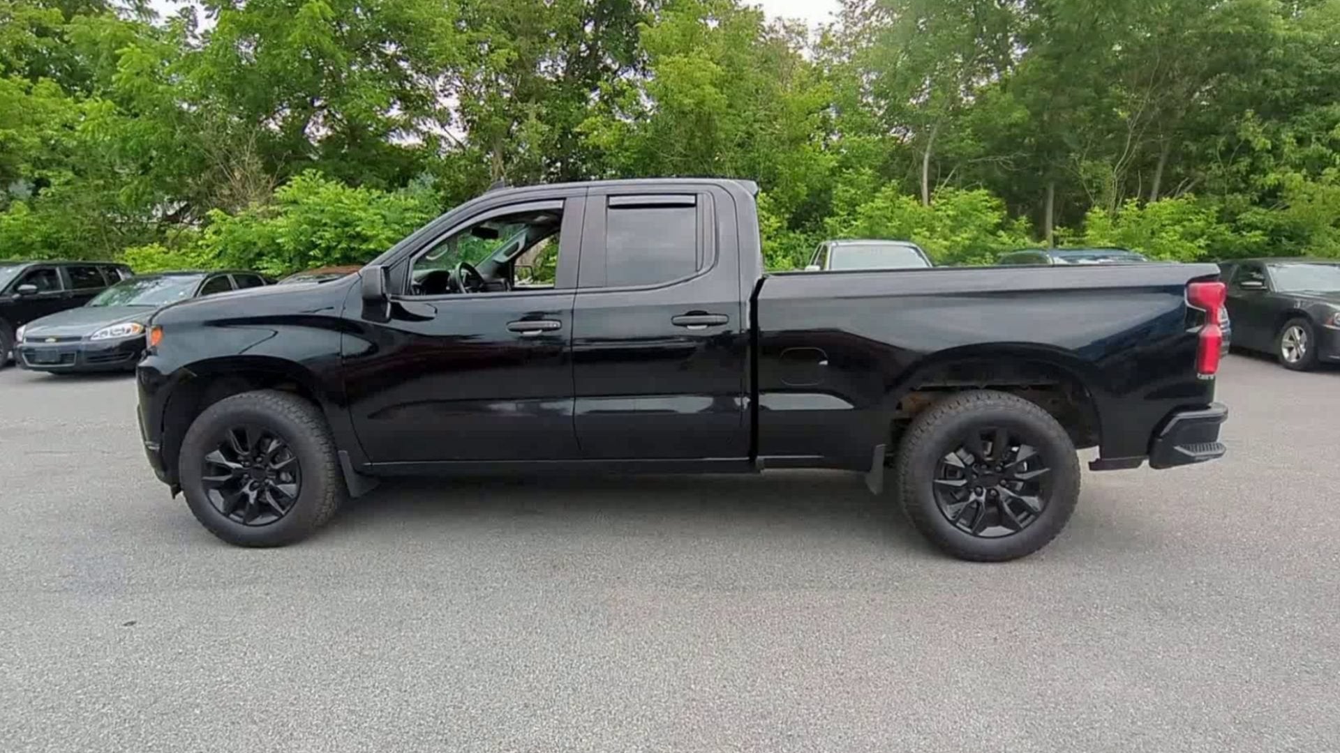 2020 Chevrolet Silverado 1500 Custom