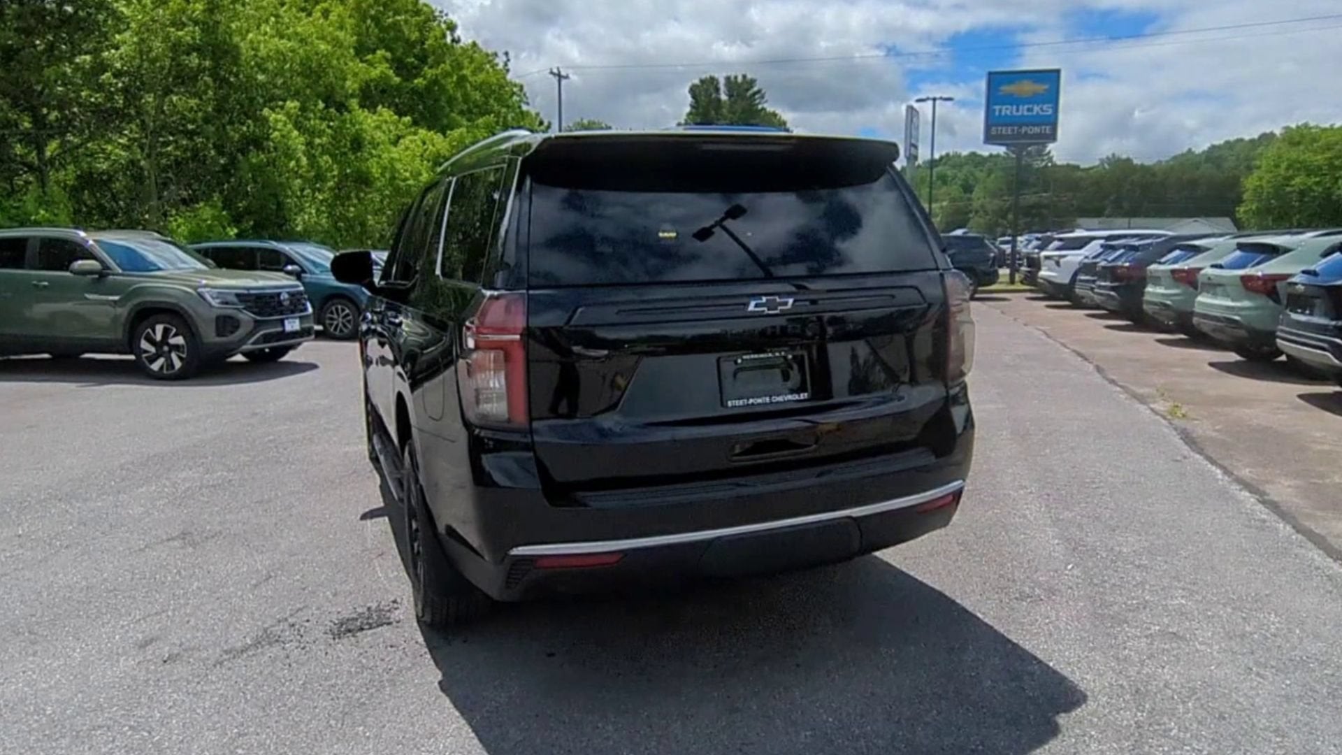 2023 Chevrolet Tahoe LS