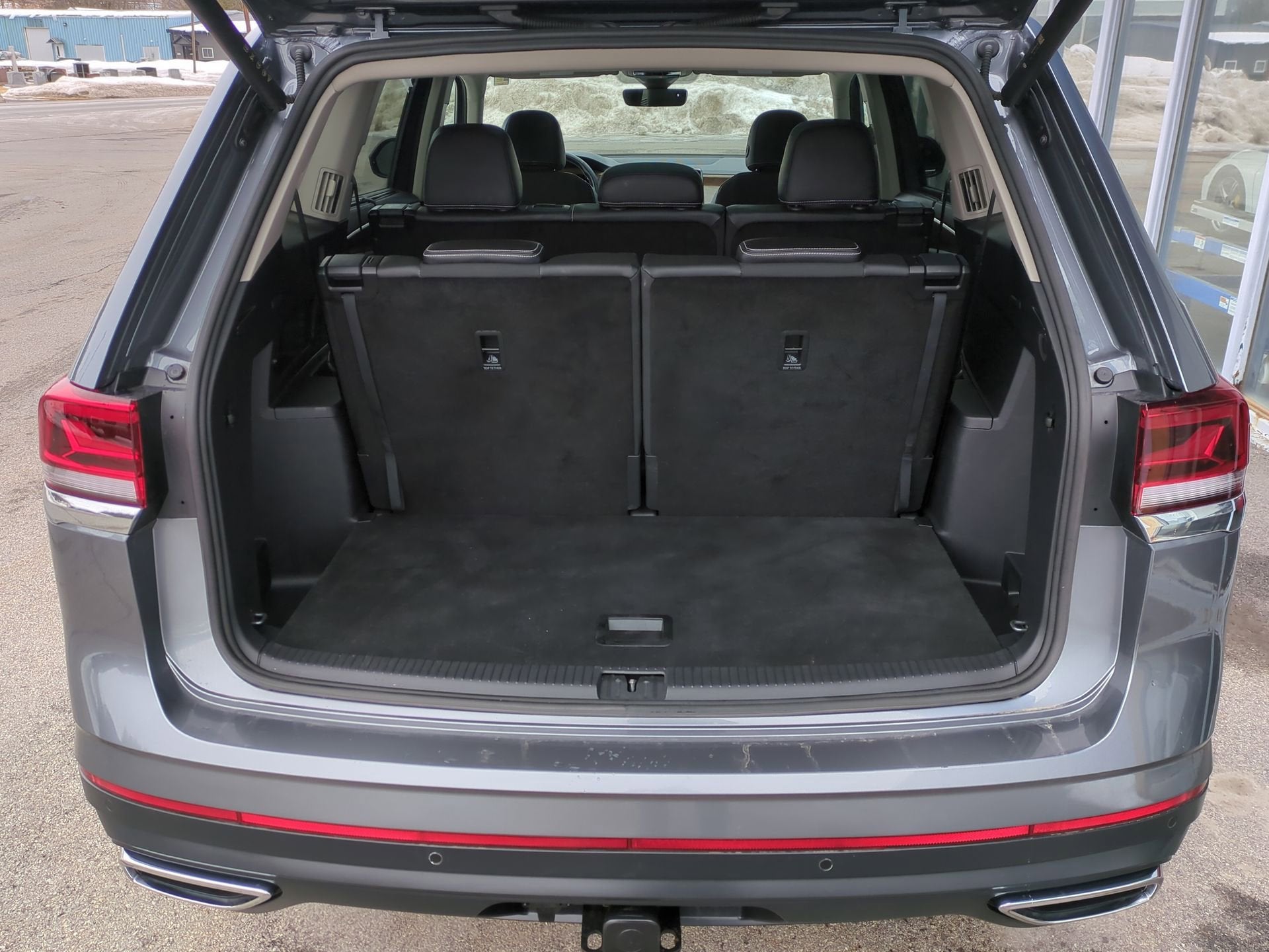 2025 Volkswagen Atlas 2.0T SE w/Technology