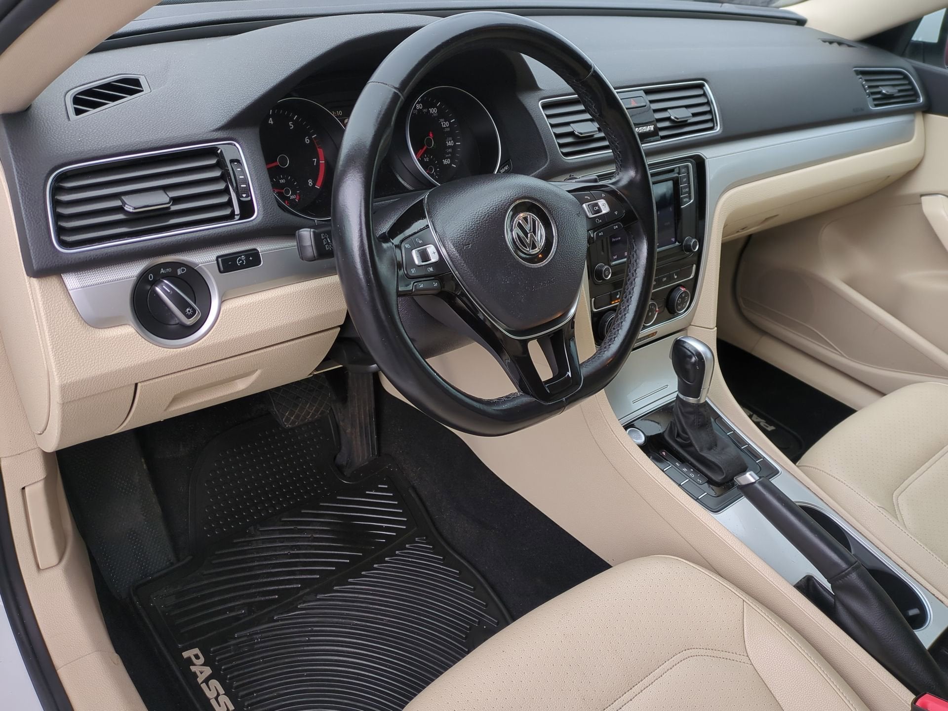 2019 Volkswagen Passat 2.0T Wolfsburg Edition