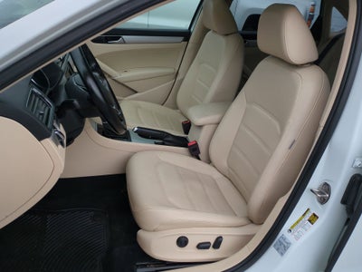 2019 Volkswagen Passat 2.0T Wolfsburg Edition