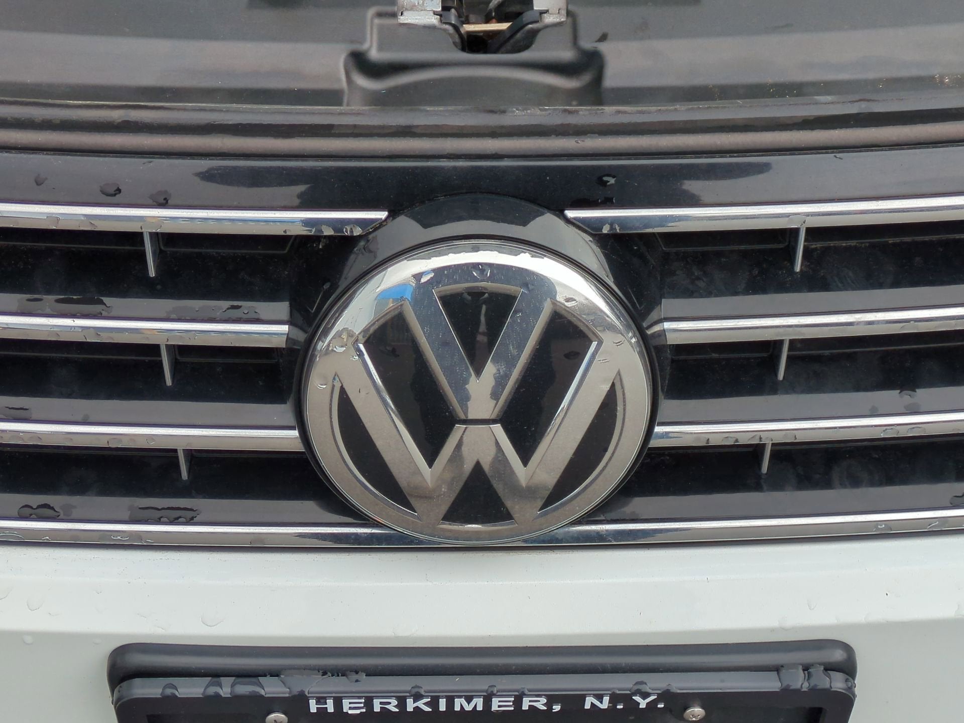 2019 Volkswagen Passat 2.0T Wolfsburg Edition