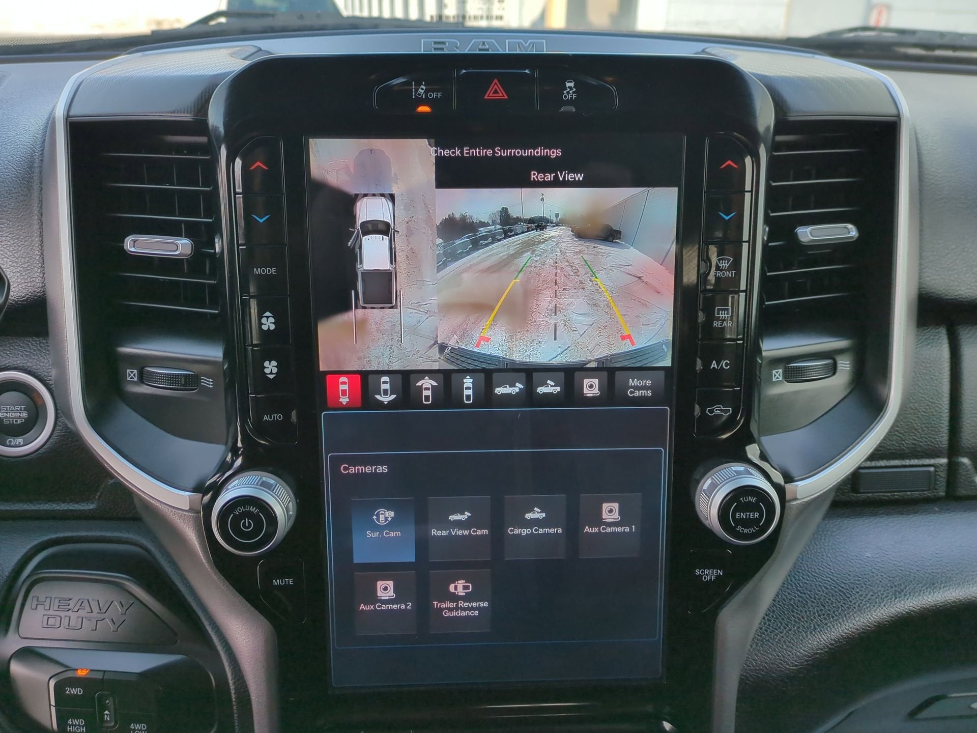 2025 RAM 3500 Big Horn Crew Cab 4x4 6'4" Box