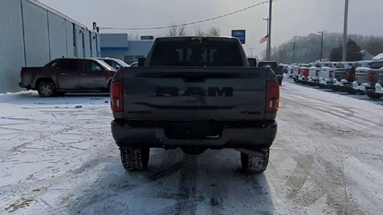 2025 RAM 3500 Big Horn Crew Cab 4x4 6'4" Box