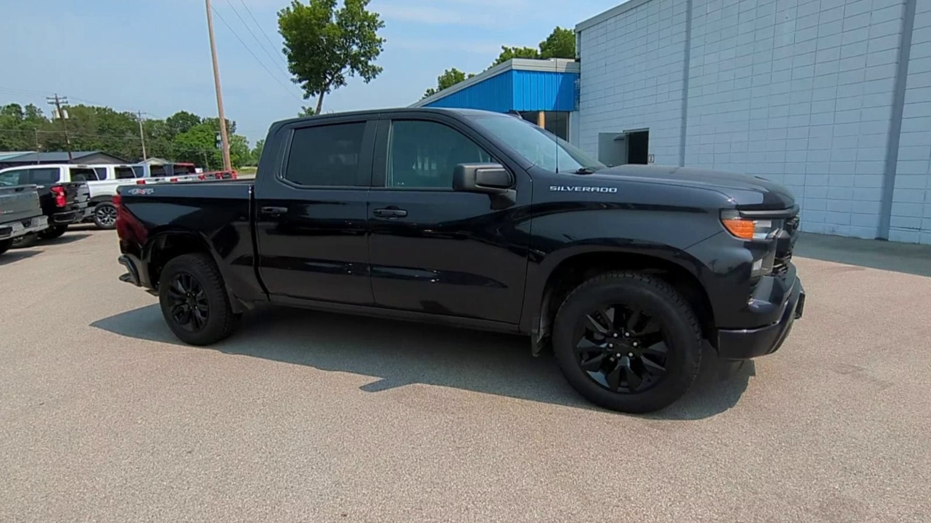 2023 Chevrolet Silverado 1500 Custom
