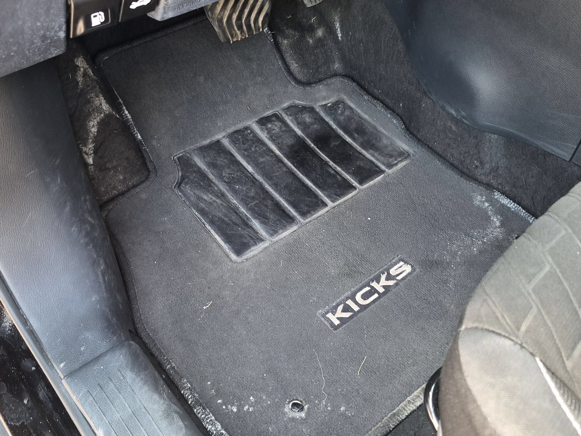 2022 Nissan Kicks S Xtronic CVT