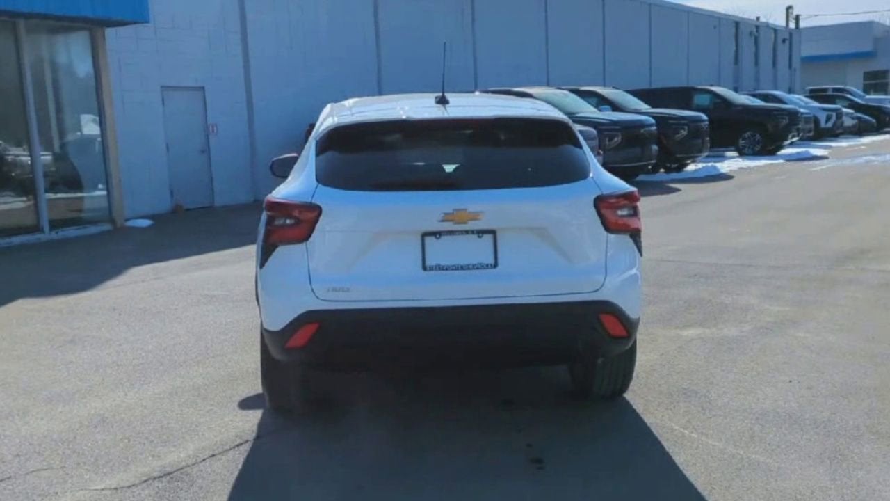 2024 Chevrolet Trax LS