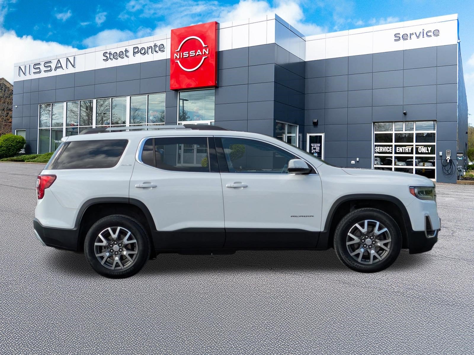 2023 GMC Acadia SLE