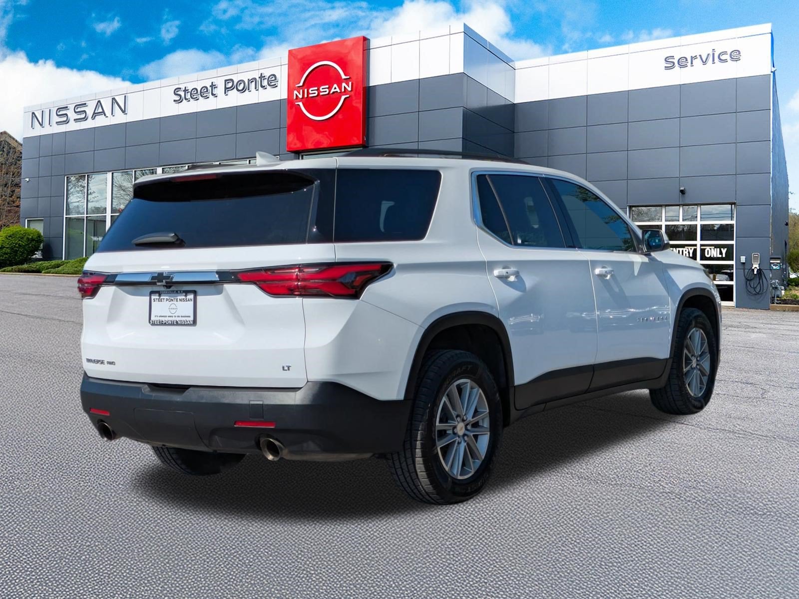 2023 Chevrolet Traverse LT Cloth