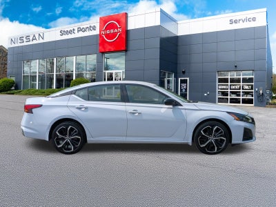 2025 Nissan Altima SR