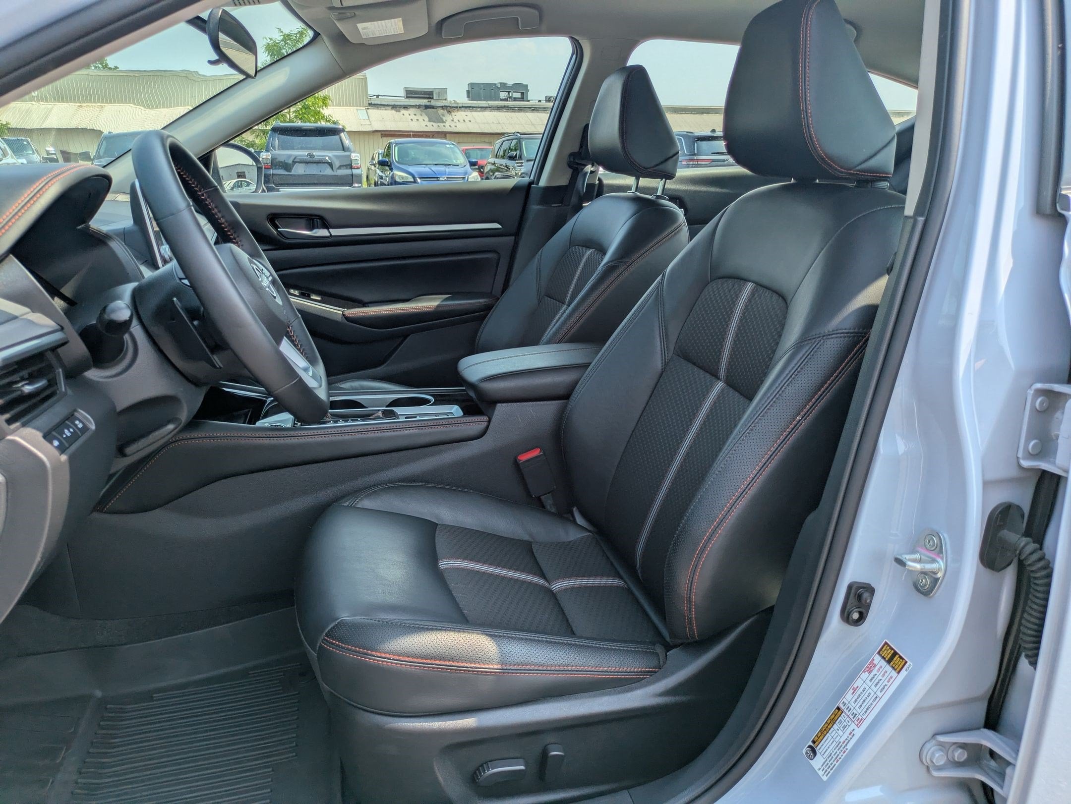 2025 Nissan Altima SR