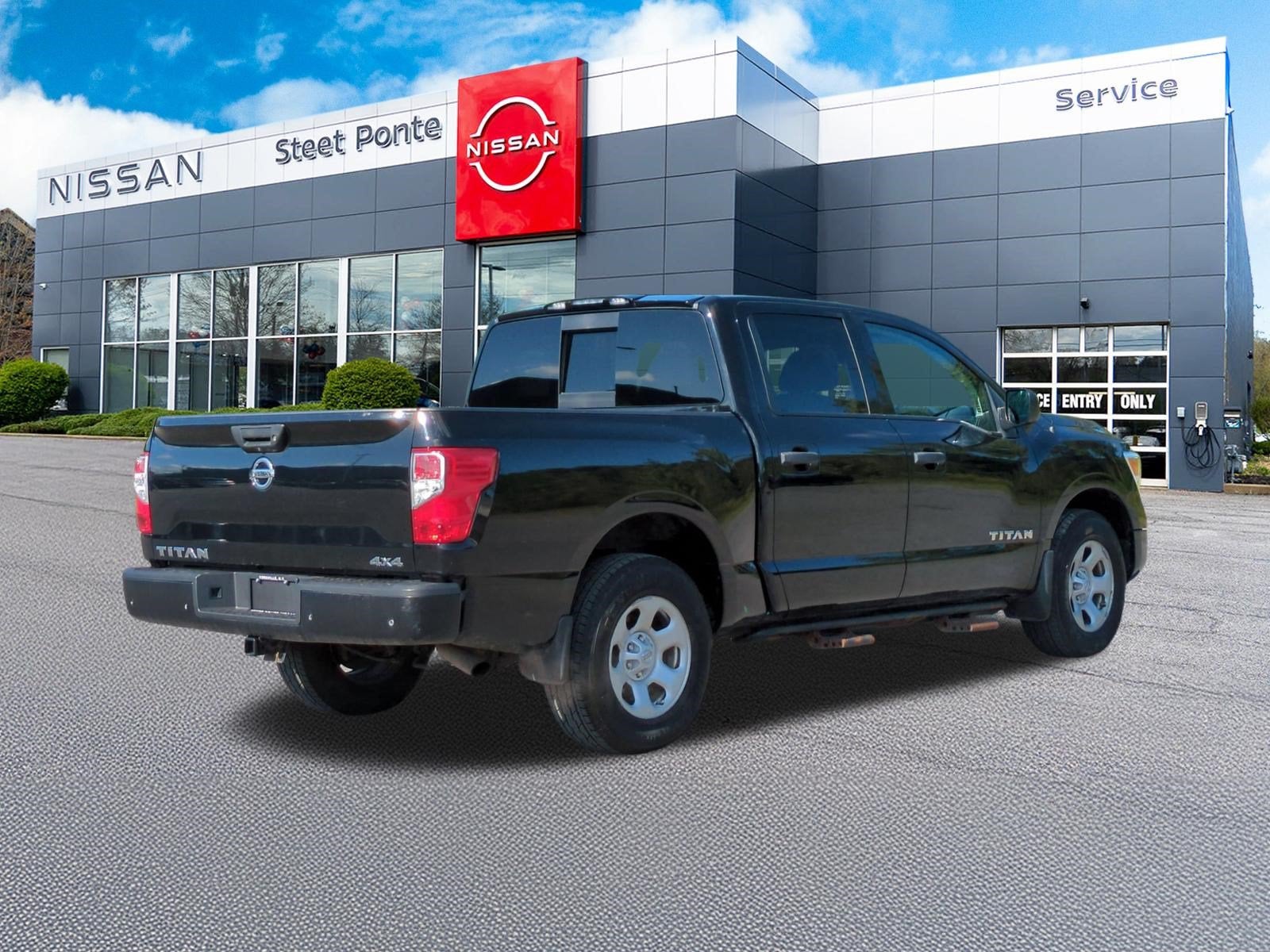 2021 Nissan Titan S