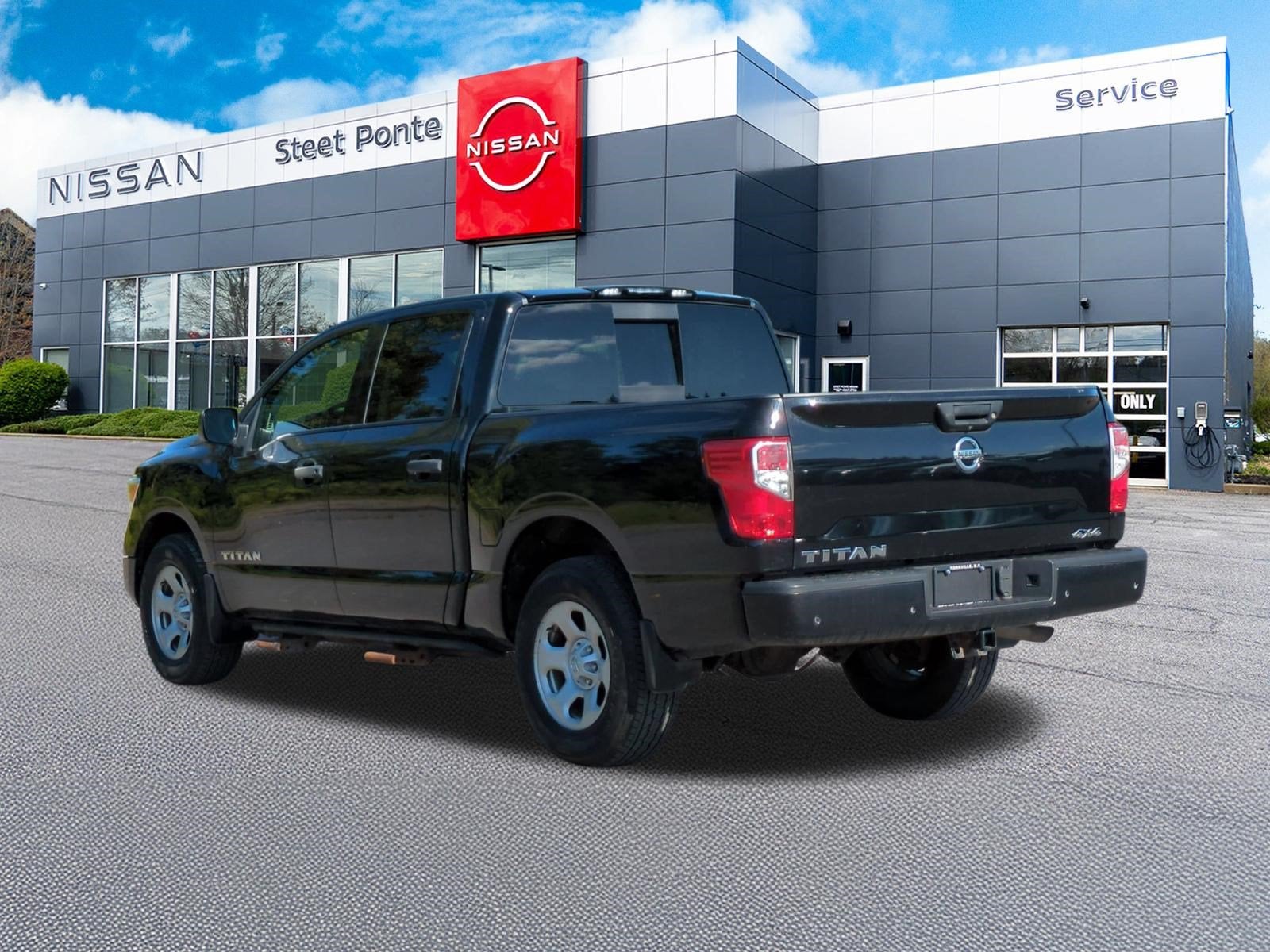 2021 Nissan Titan S