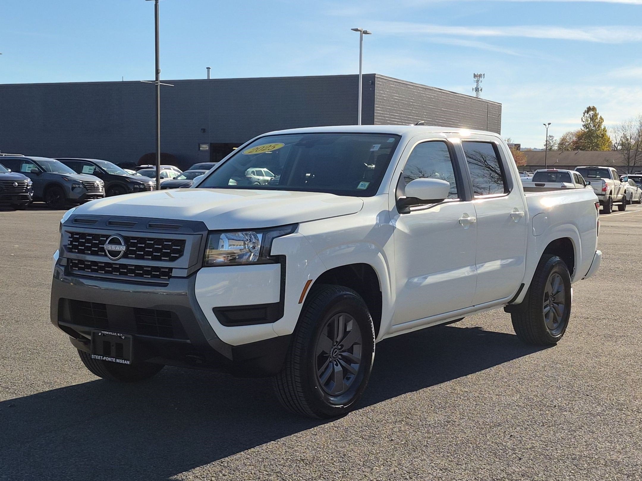 2025 Nissan Frontier SV