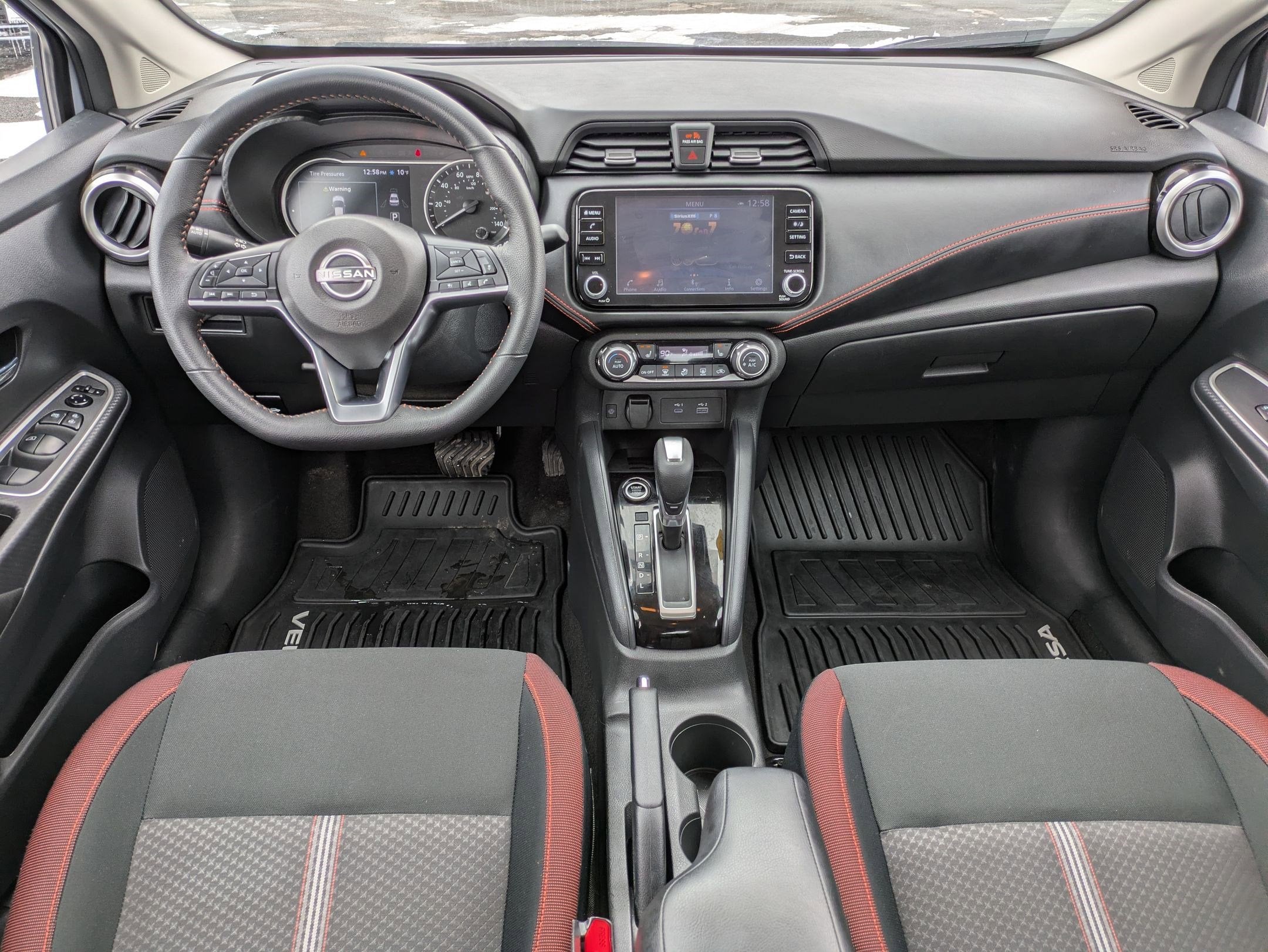 2025 Nissan Versa SR
