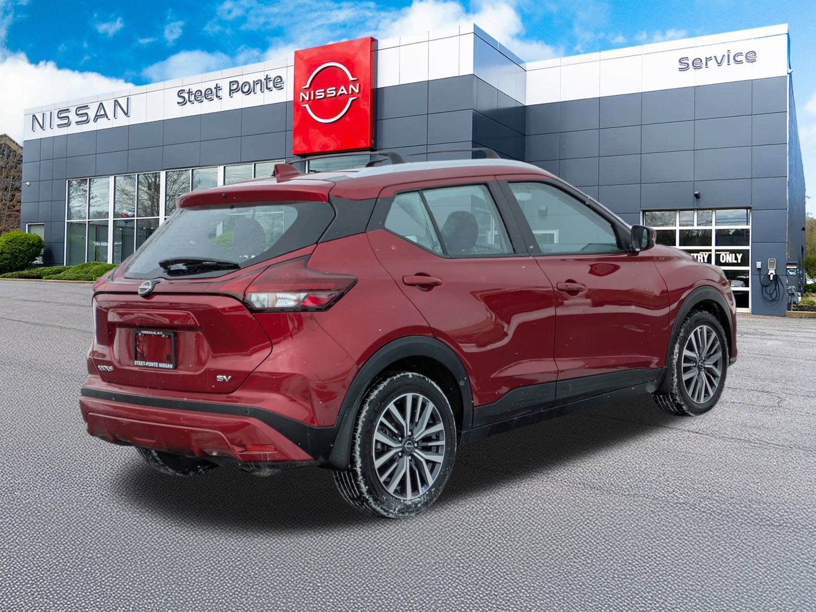 2023 Nissan Kicks SV