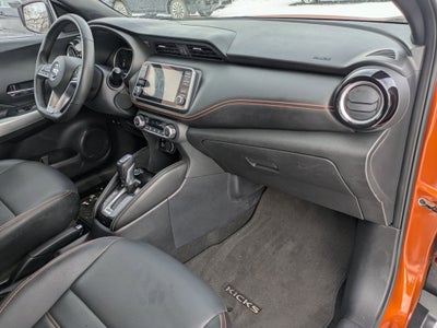 2020 Nissan Kicks SR
