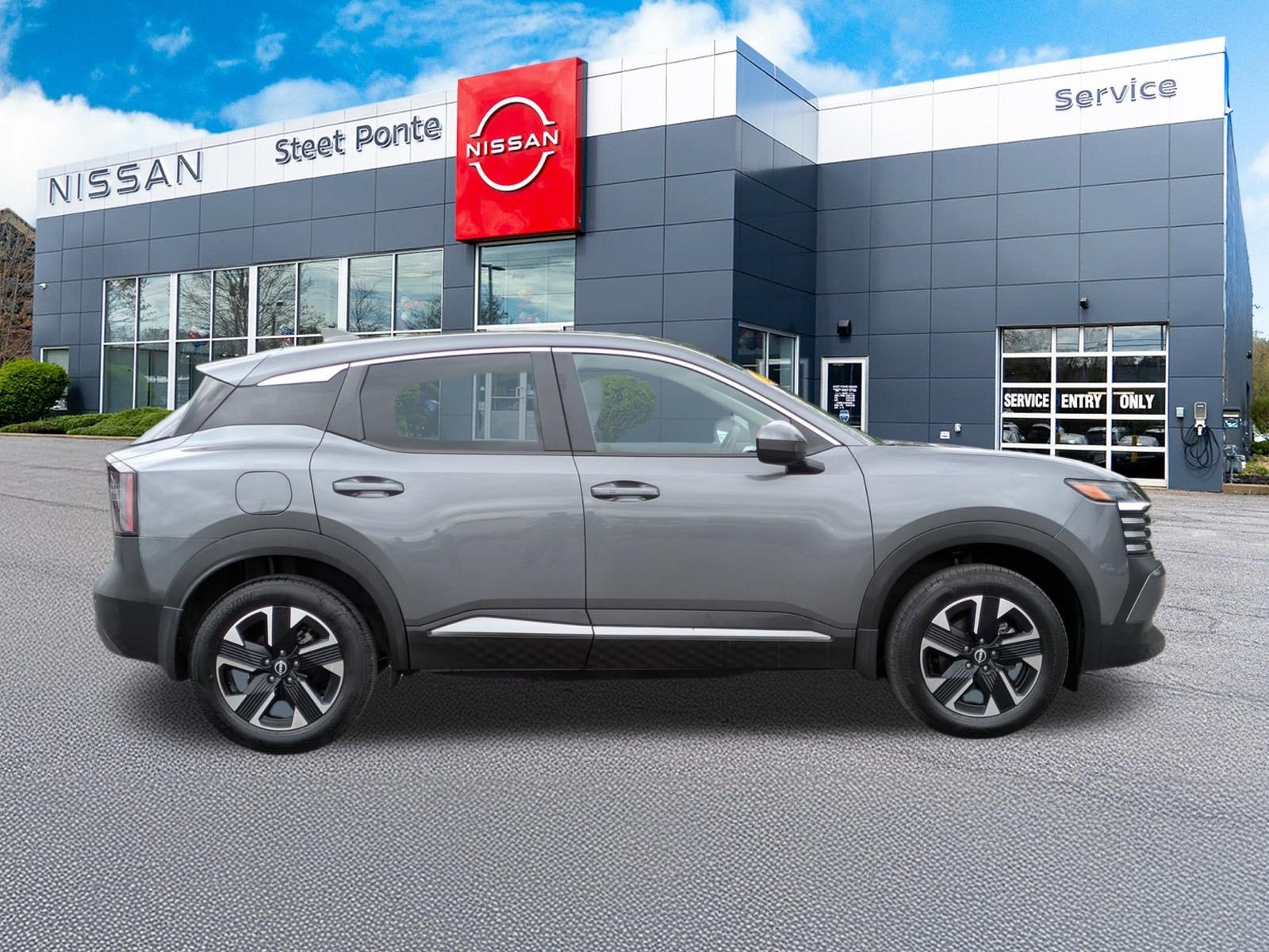 2025 Nissan Kicks SV