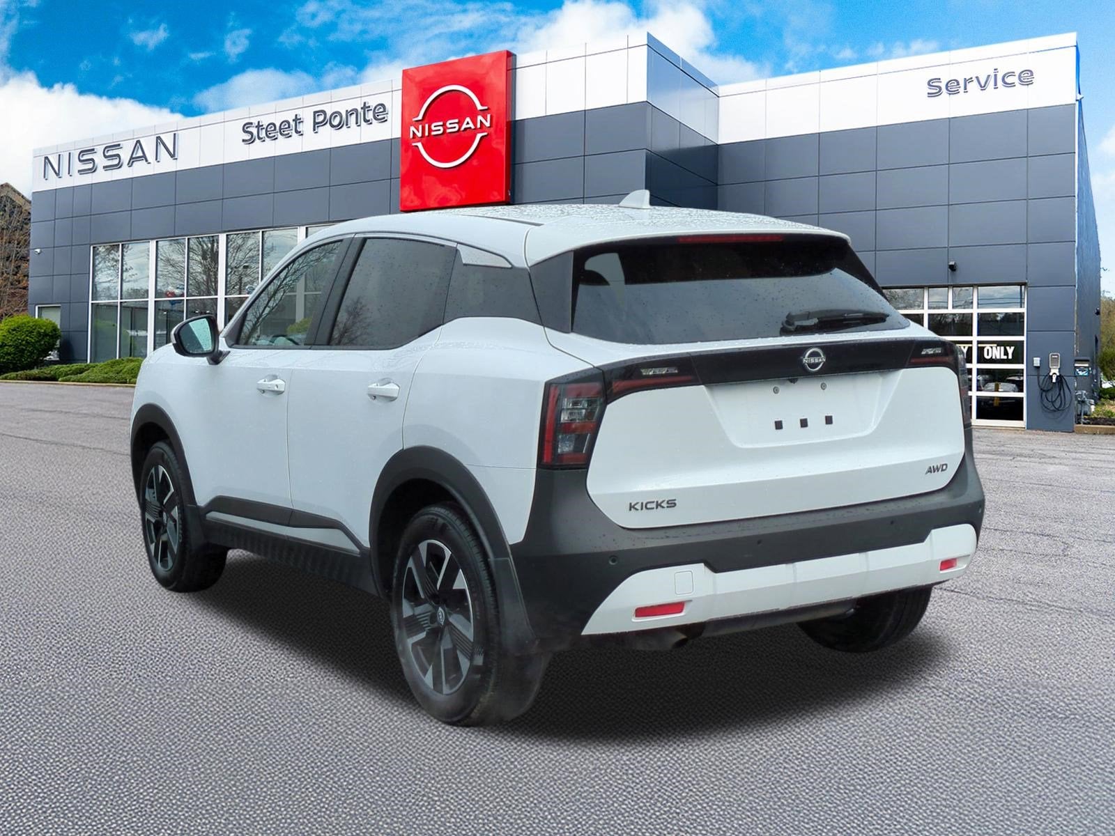 2025 Nissan Kicks SV