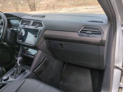 2023 Volkswagen Tiguan SE R-Line Black