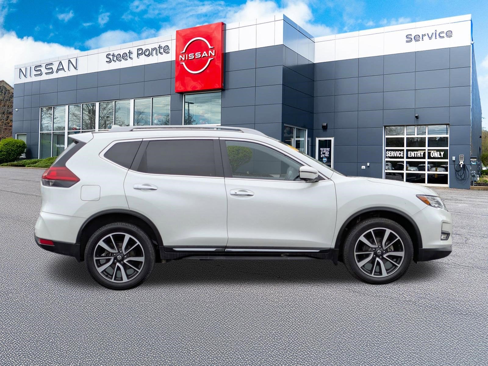 2020 Nissan Rogue SL