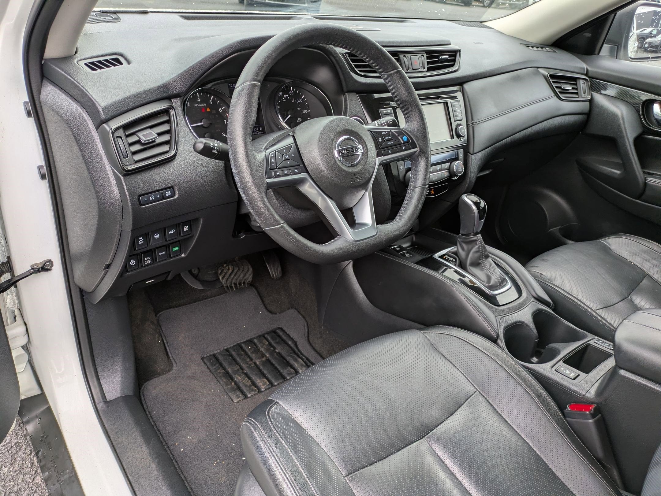 2020 Nissan Rogue SL