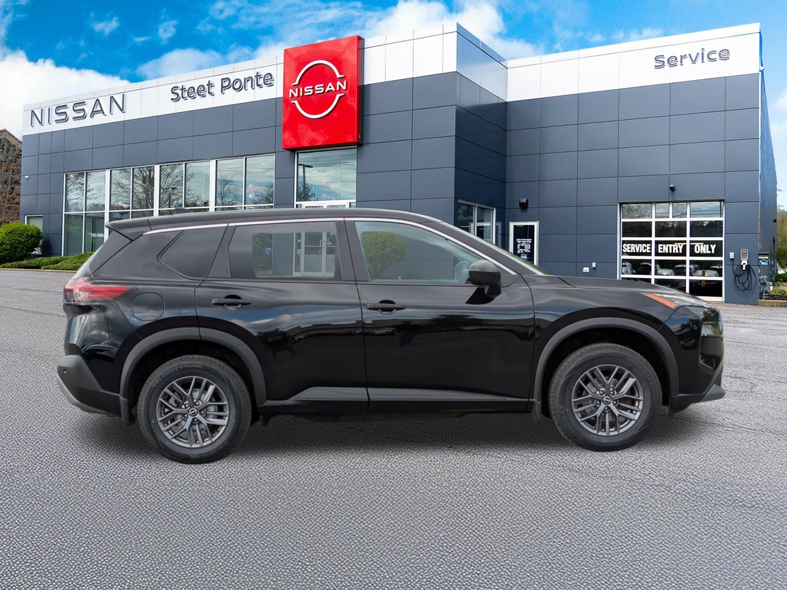 2023 Nissan Rogue S