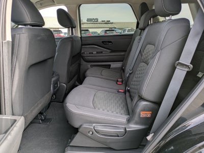 2024 Nissan Pathfinder S