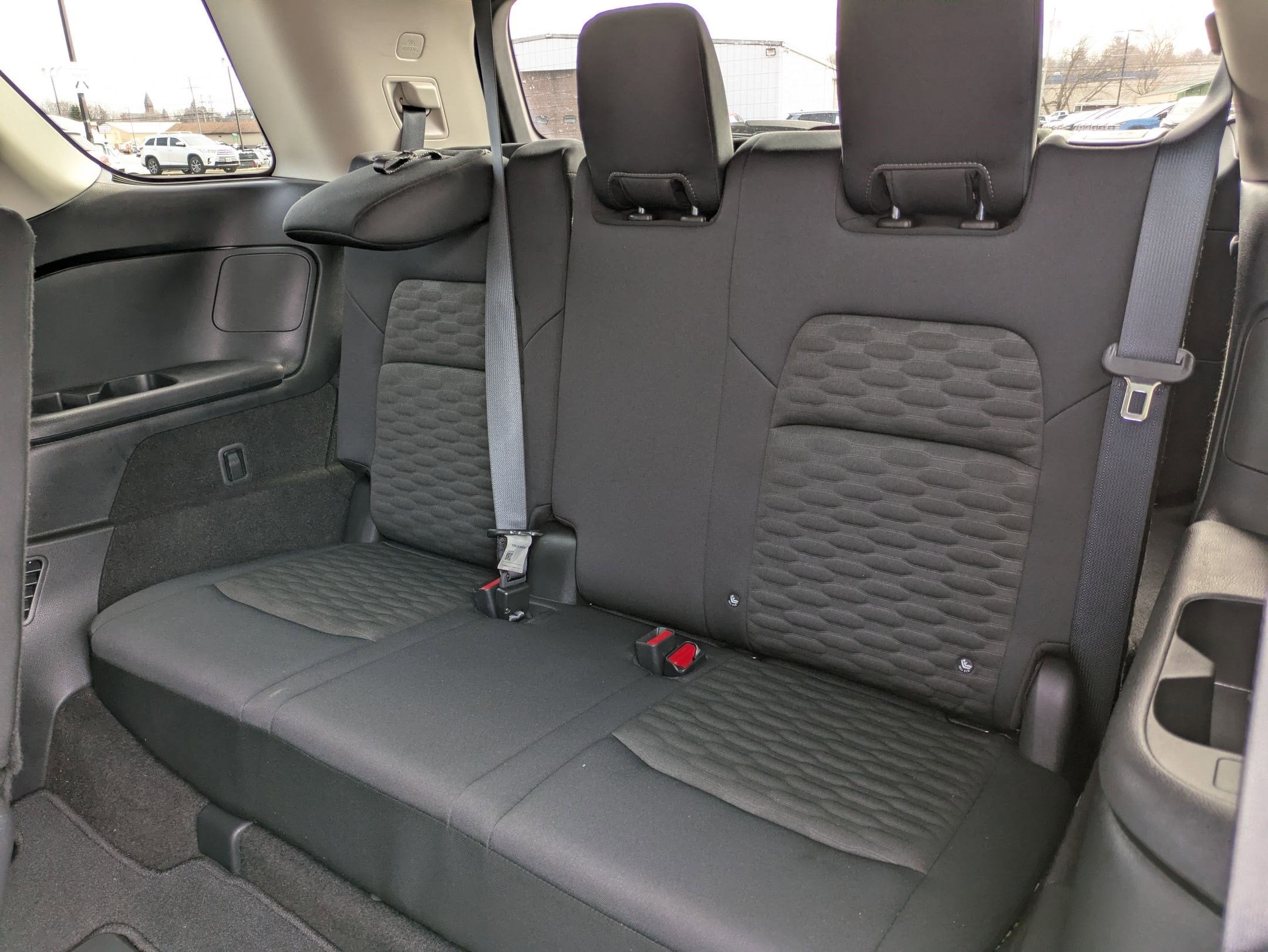 2024 Nissan Pathfinder S