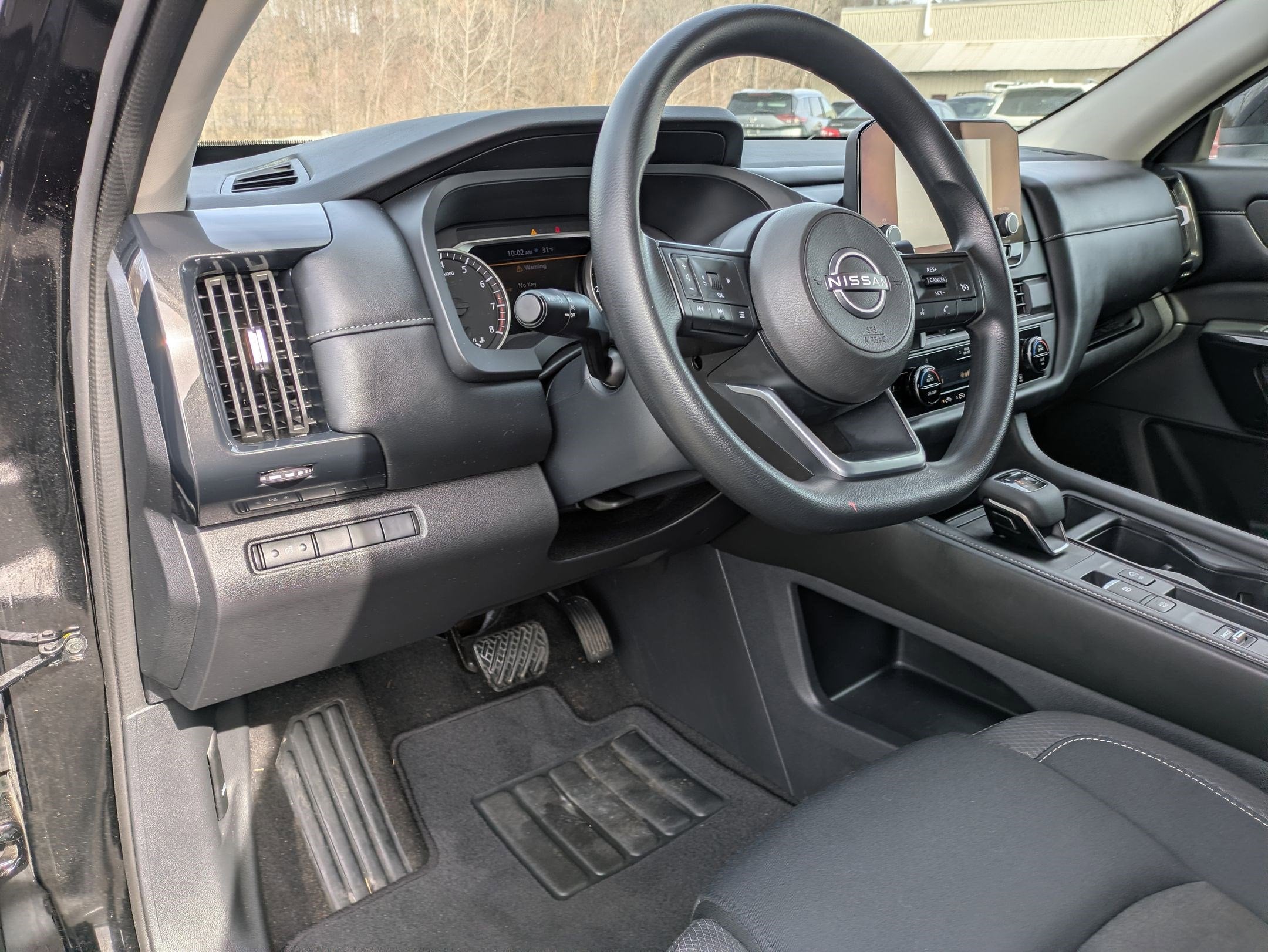 2024 Nissan Pathfinder S