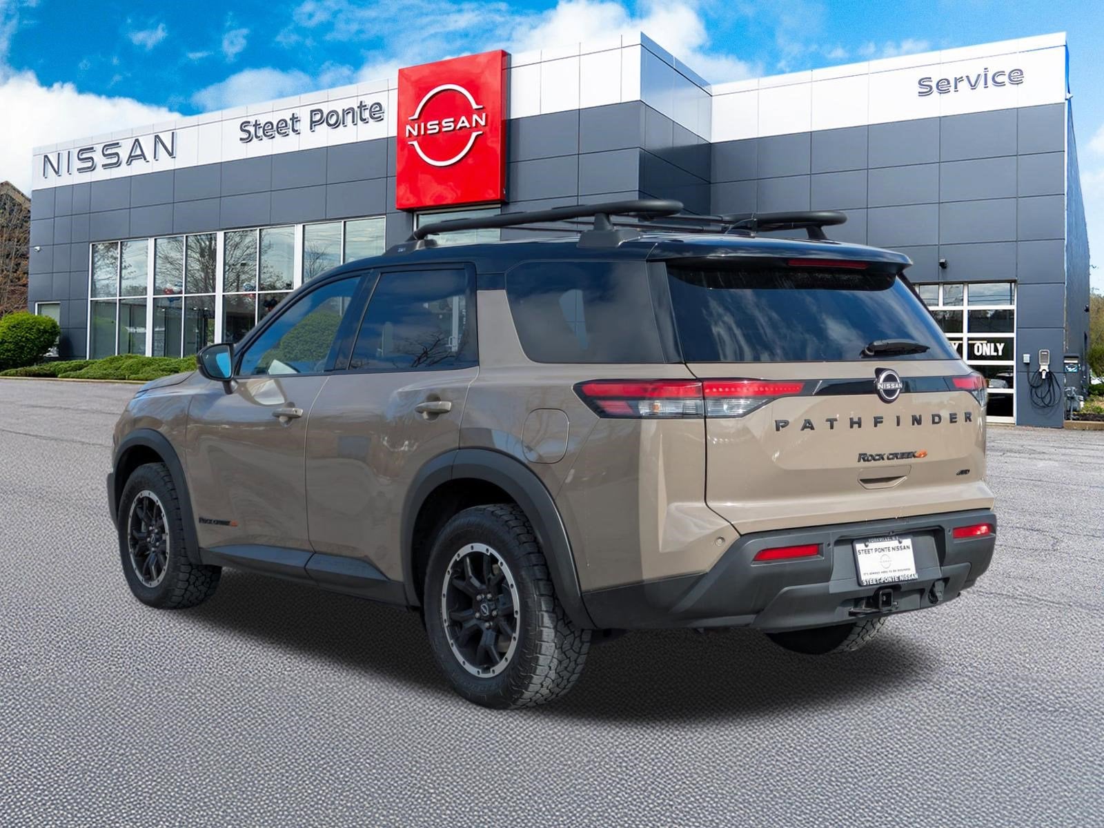 2023 Nissan Pathfinder Rock Creek