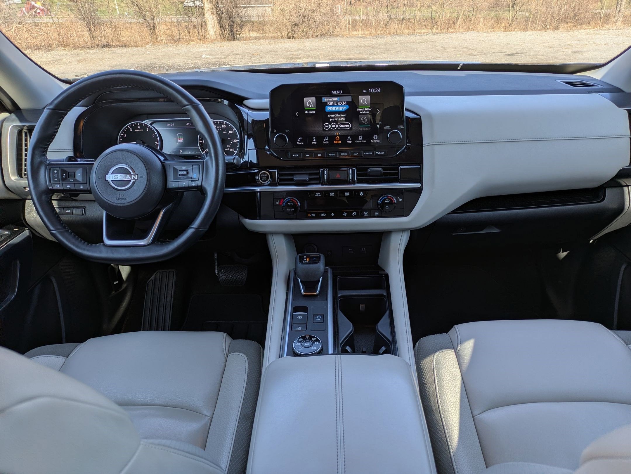 2023 Nissan Pathfinder SL