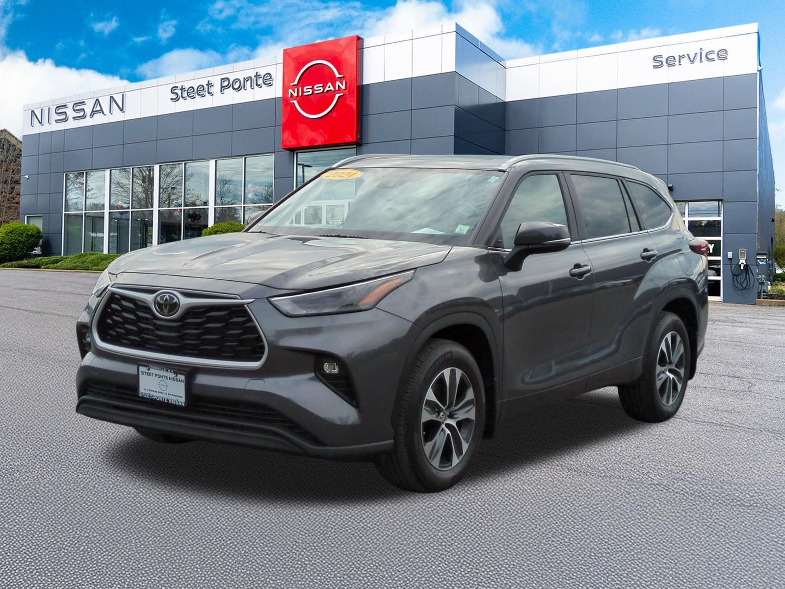 2024 Toyota Highlander XLE