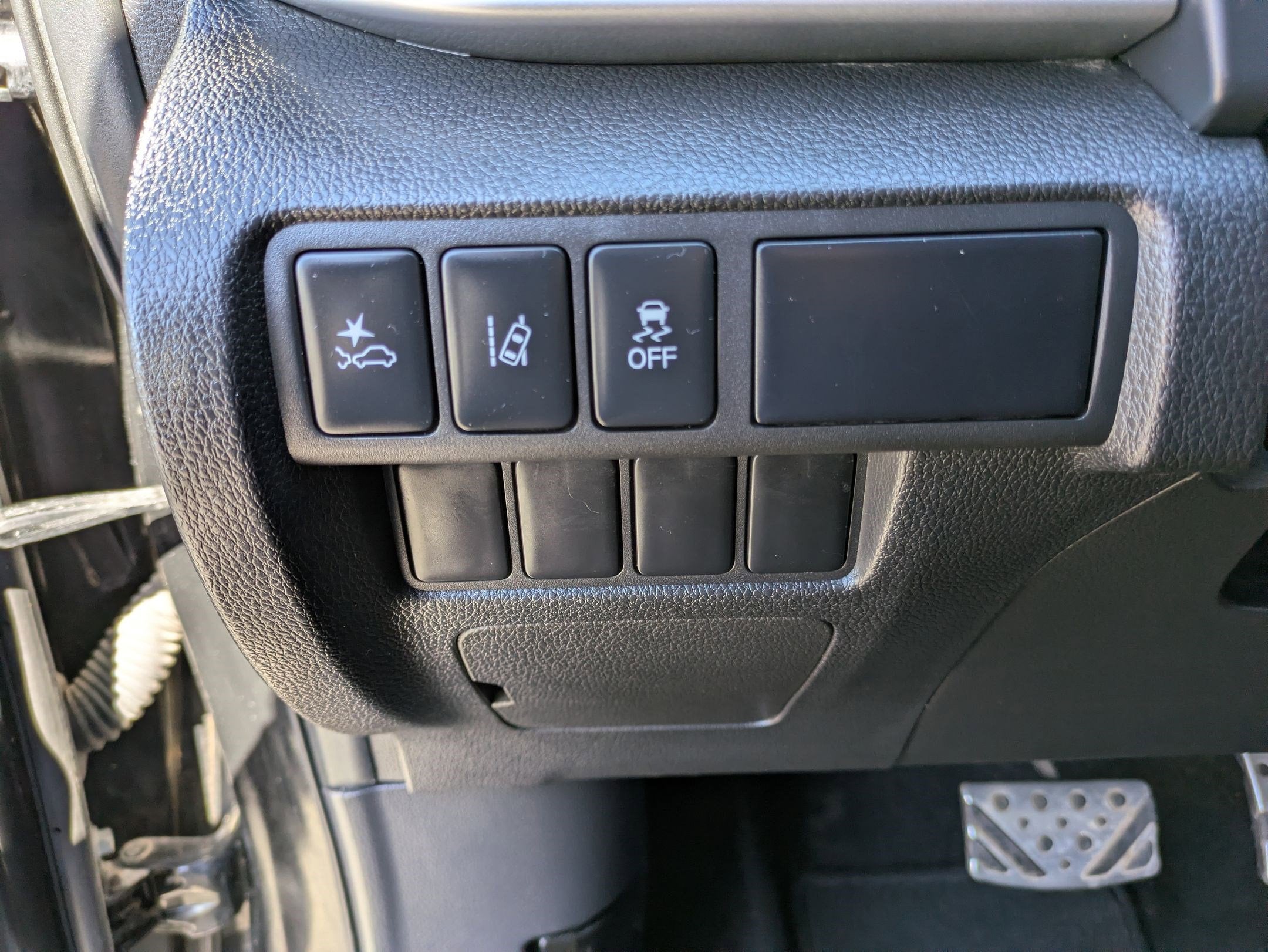 2022 Mitsubishi Eclipse Cross LE