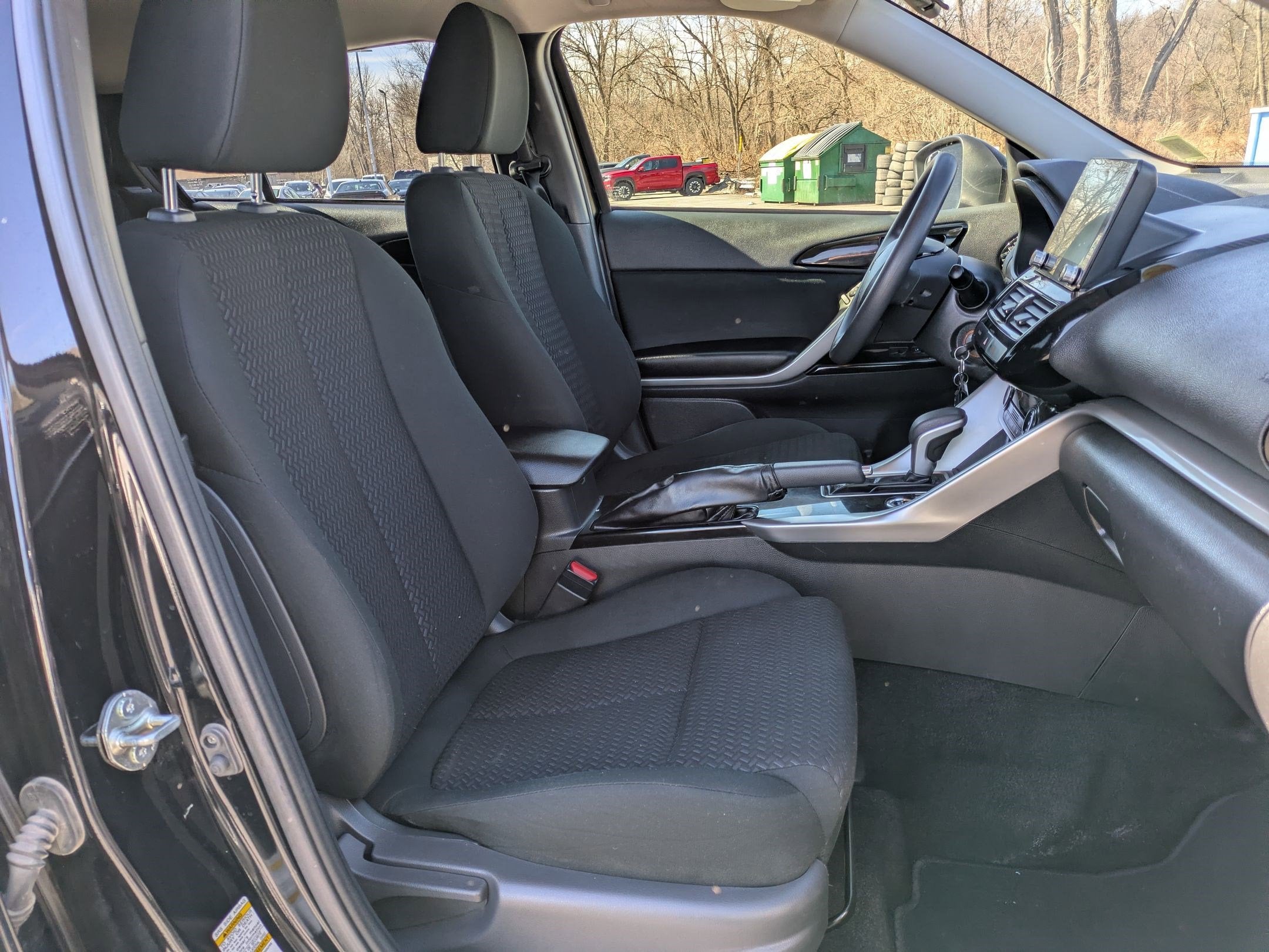 2022 Mitsubishi Eclipse Cross LE