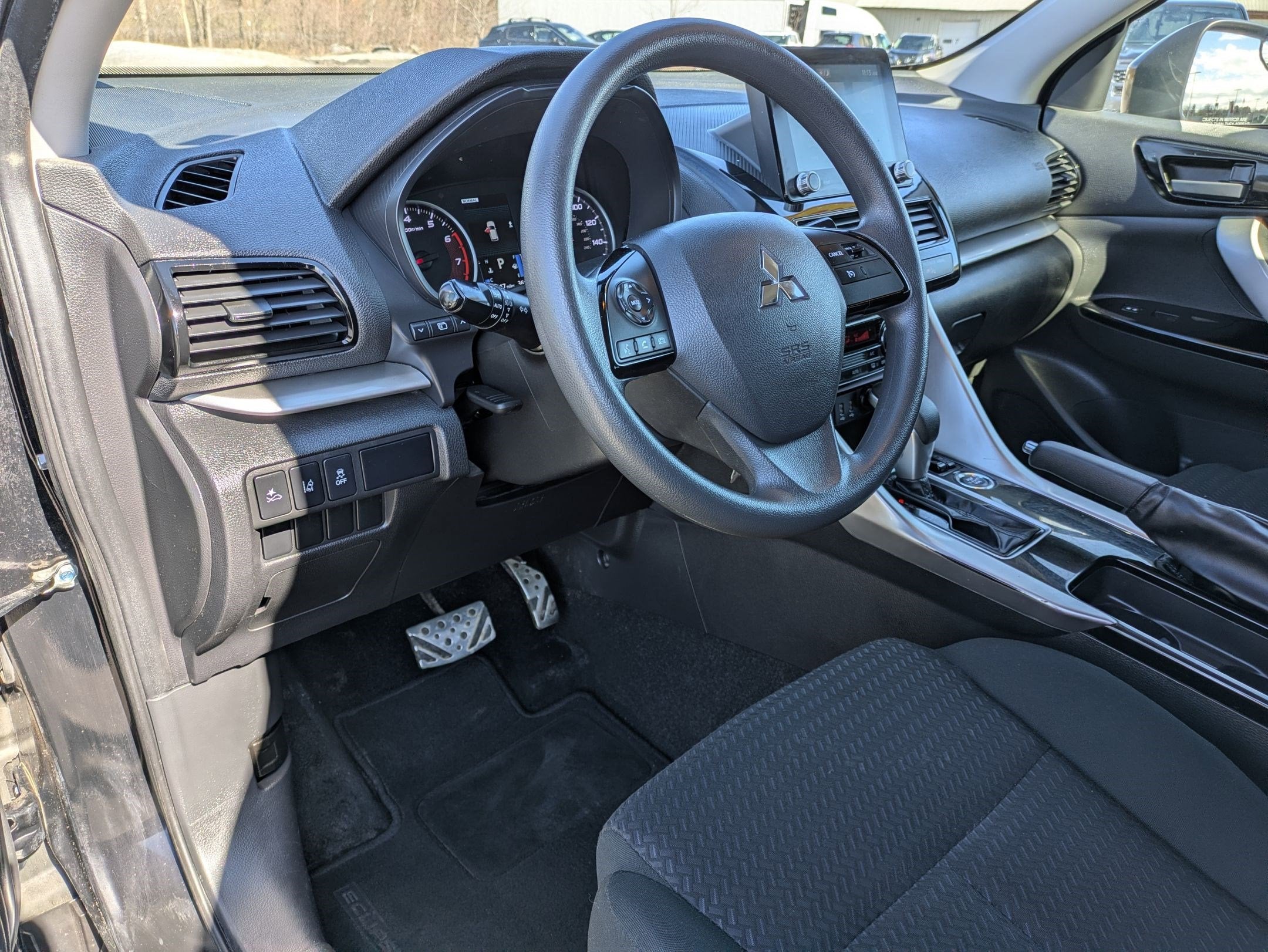 2022 Mitsubishi Eclipse Cross LE