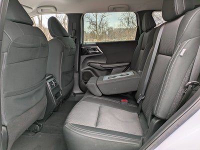 2022 Mitsubishi Outlander ES