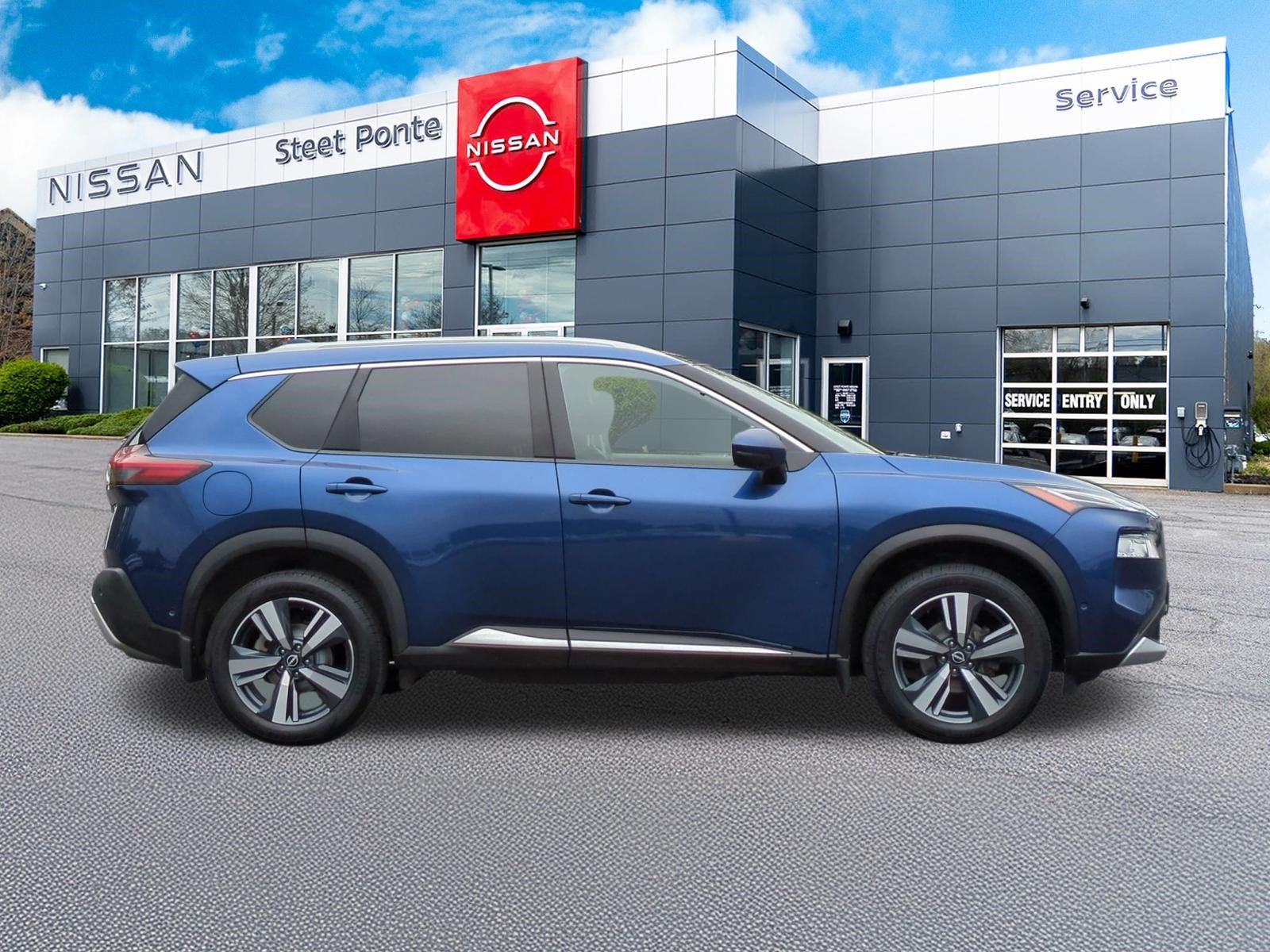 2023 Nissan Rogue Platinum