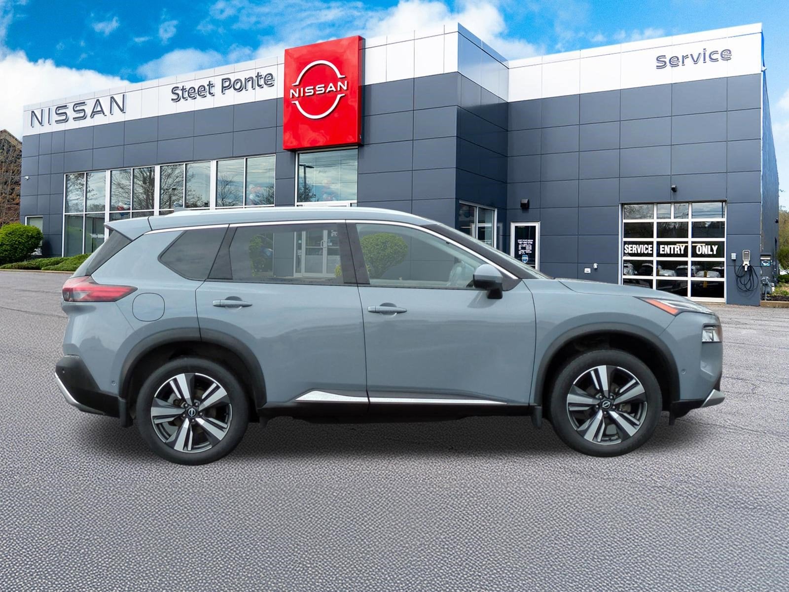 2023 Nissan Rogue Platinum