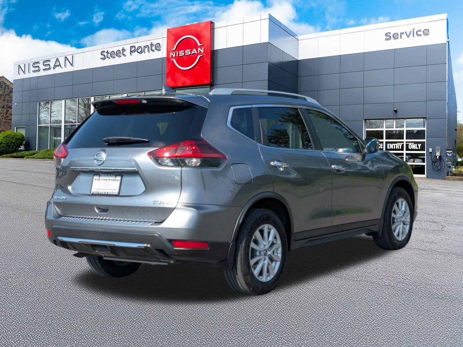 2018 Nissan Rogue SV