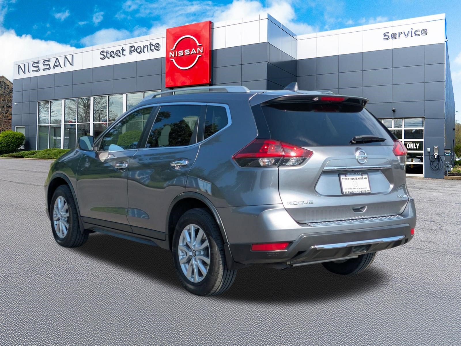 2018 Nissan Rogue SV