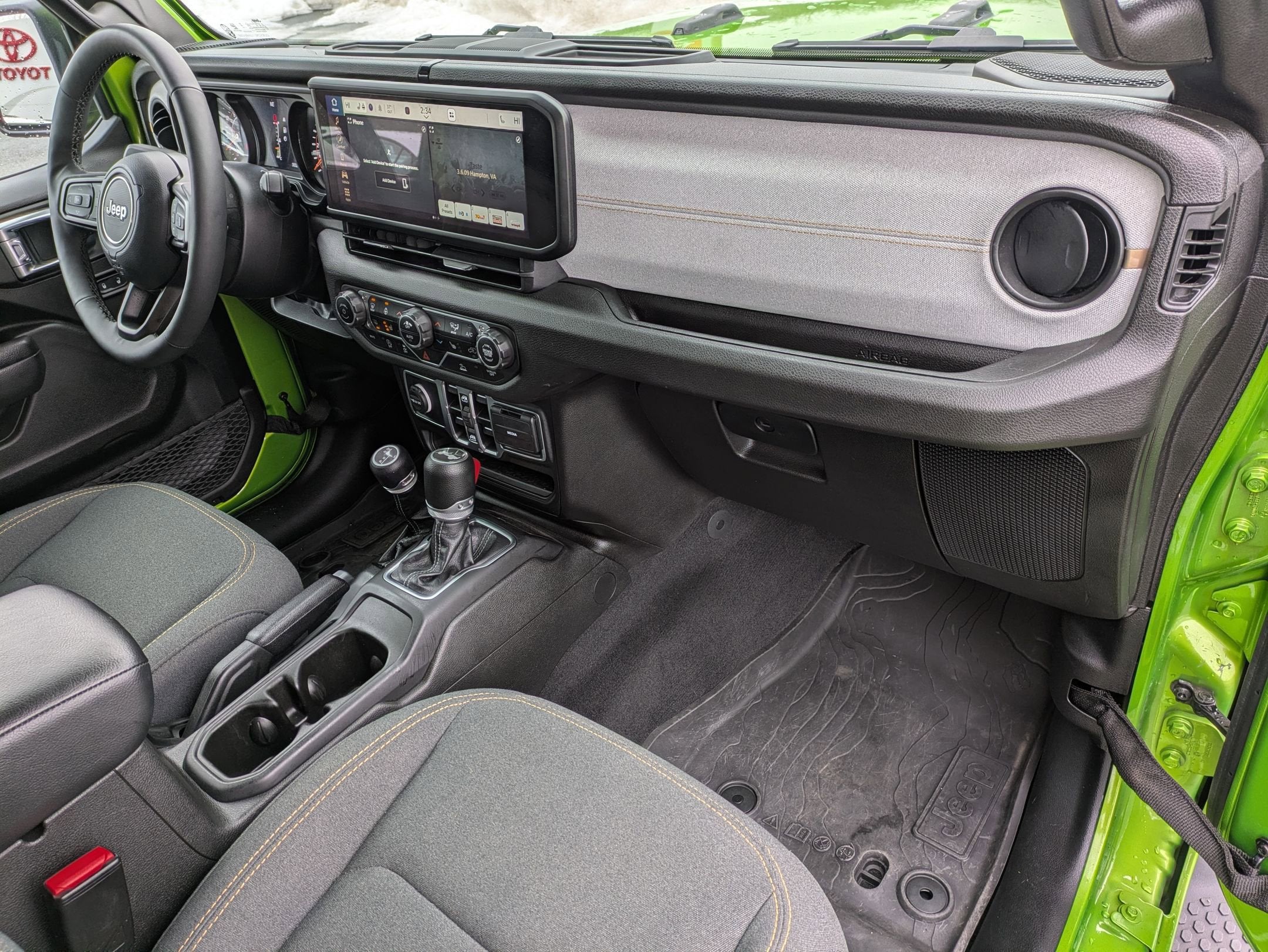 2025 Jeep Wrangler Sport S