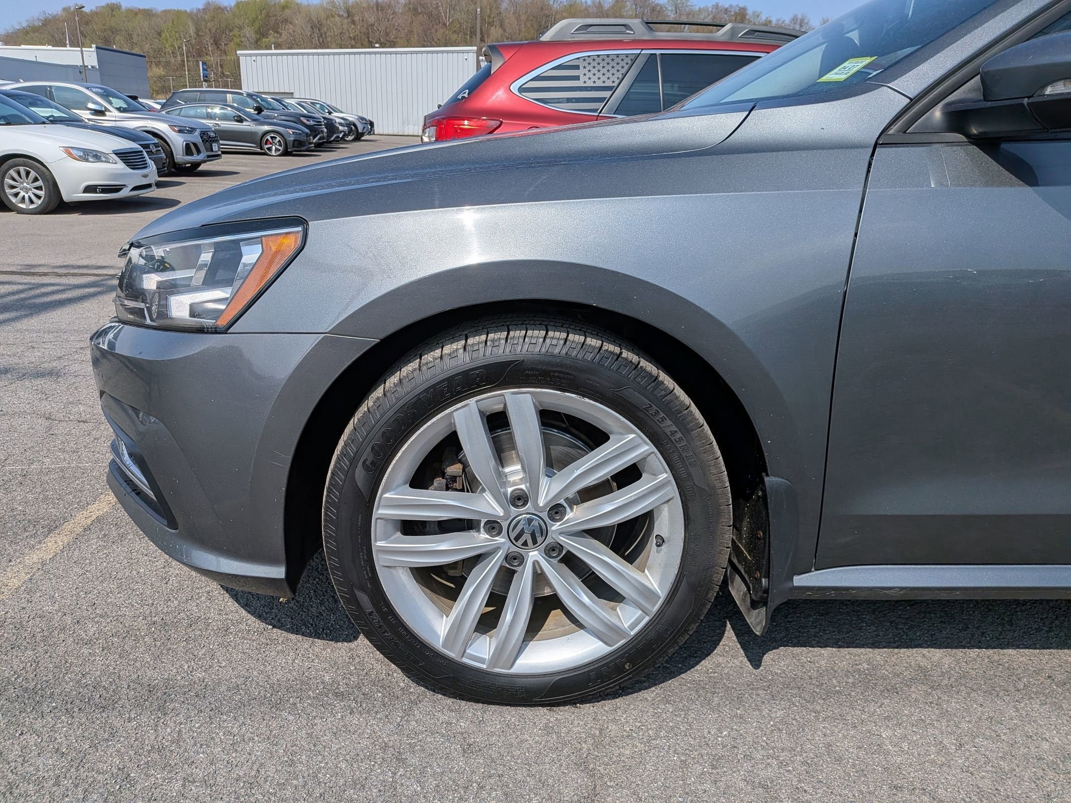 2019 Volkswagen Passat 2.0T Wolfsburg Edition