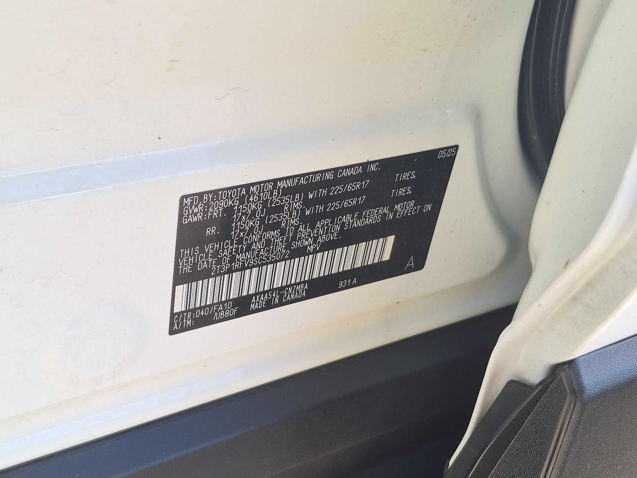 2025 Toyota RAV4 XLE