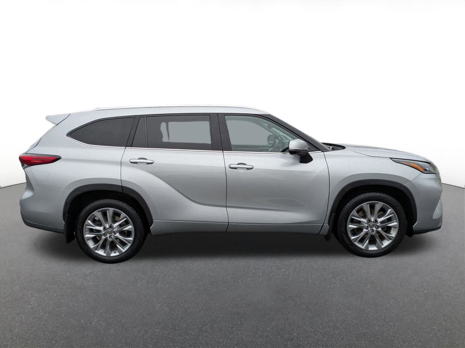 2021 Toyota Highlander Base