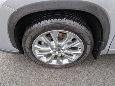 2021 Toyota Highlander Base