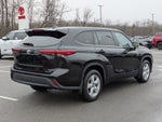 2023 Toyota Highlander Base
