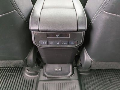 2023 Toyota Highlander Base